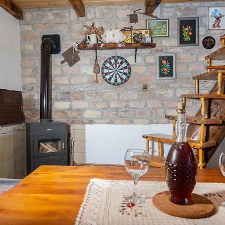 Koliba Ravna Planina * Pale