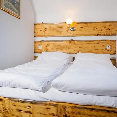 Koliba Ravna Planina * Pale