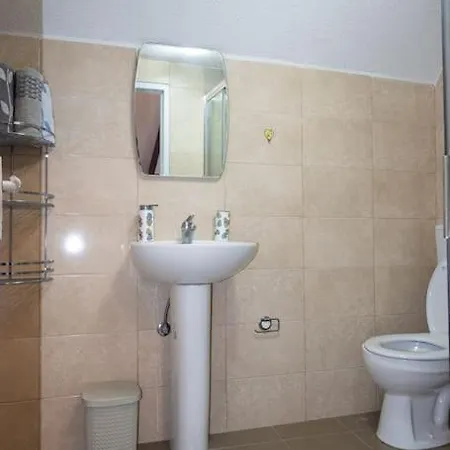 Koliba Ravna Planina Vakantiehuis *