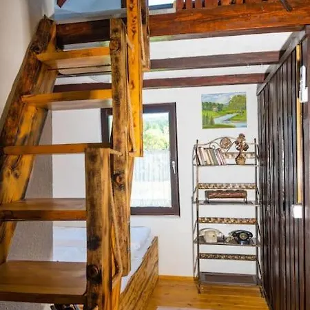 Koliba Ravna Planina Vakantiehuis *