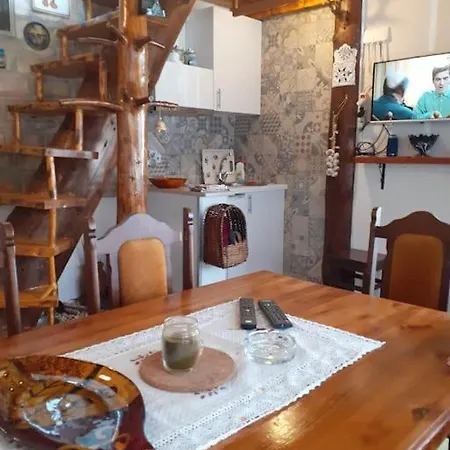 Koliba Ravna Planina *